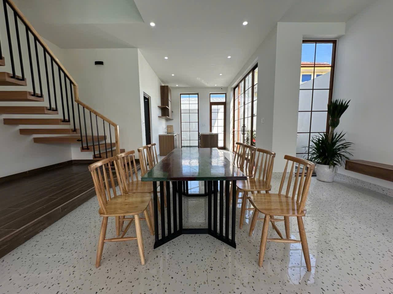 Villa — 3