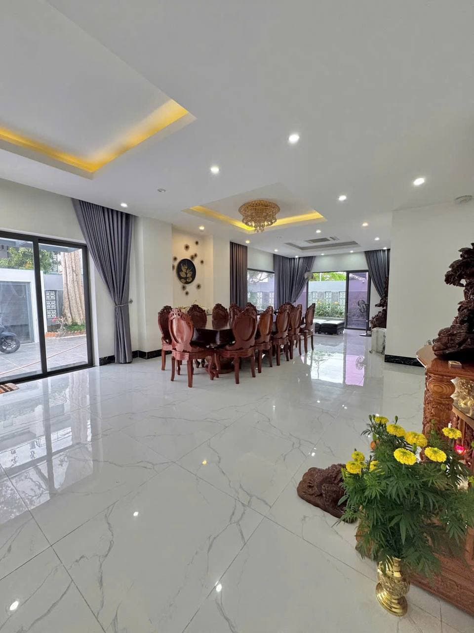 Villa — 3