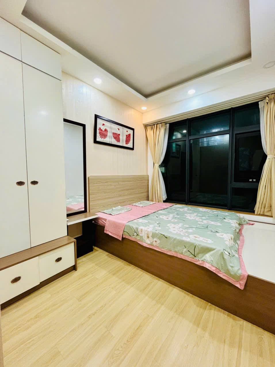 For rent: 2-room apartment — 2