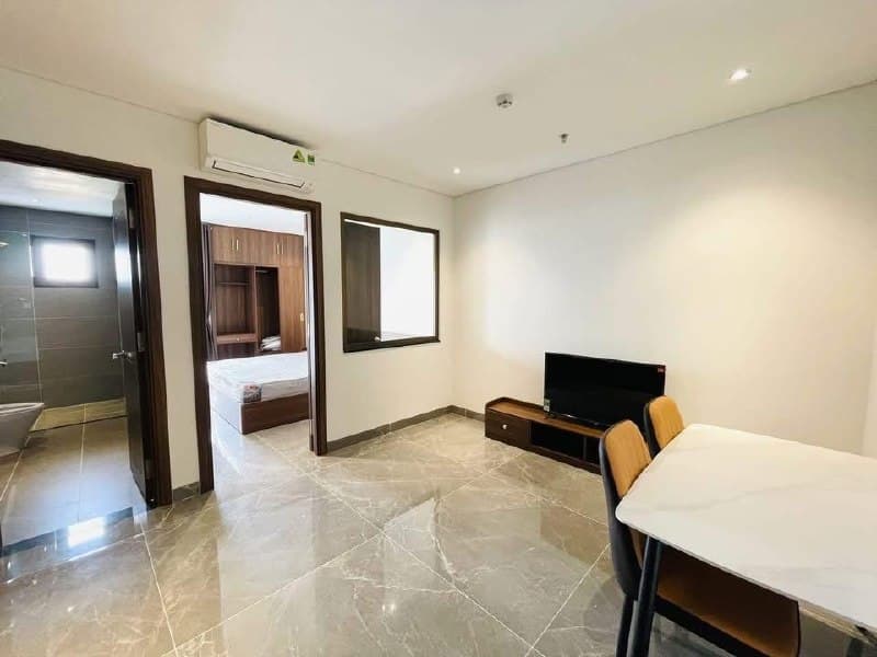 2 BR Apt — 5