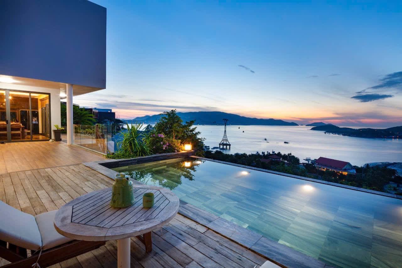 Вилла, 420 m², 3 этаж