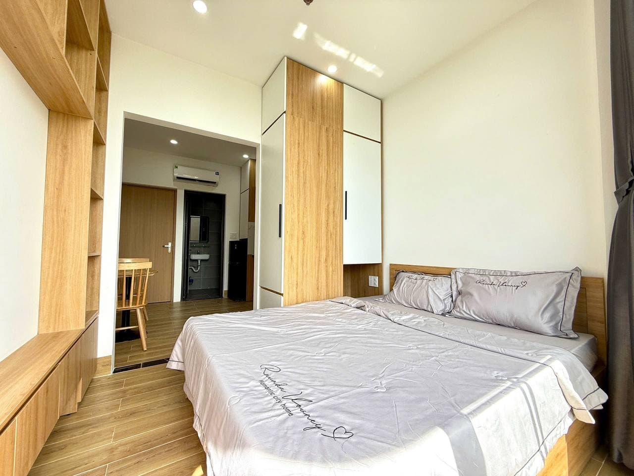 1 BR Apt — 5