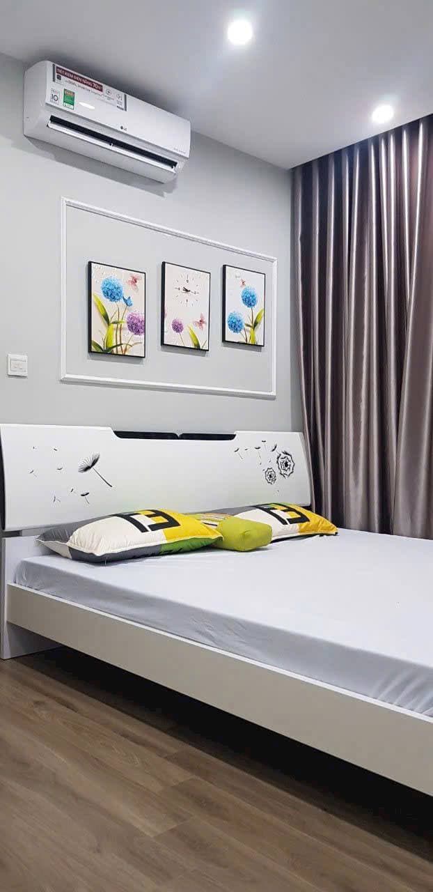 1 BR Apt — 2