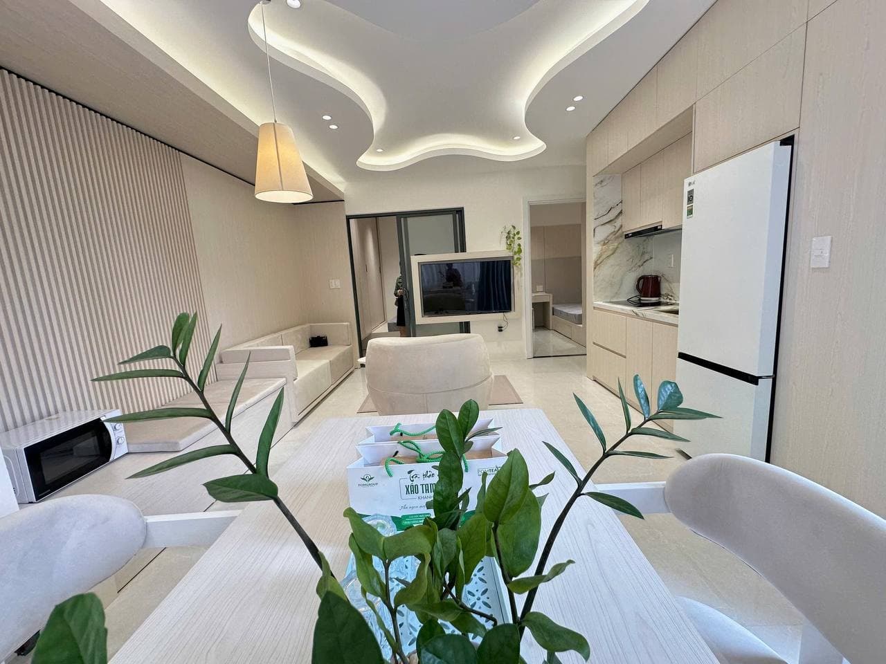 2 BR Apt — 3