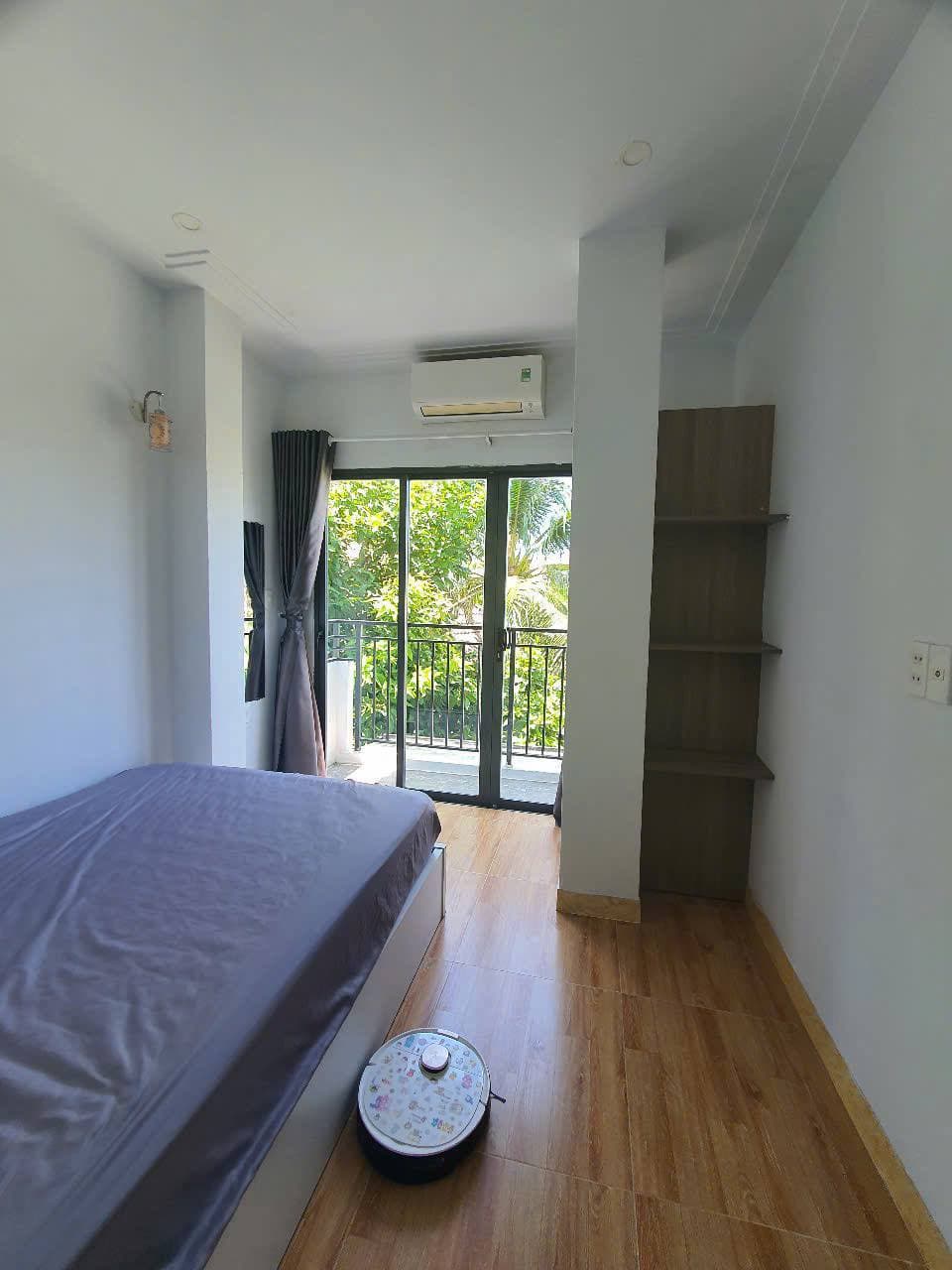 For rent: 2-room apartment — 4