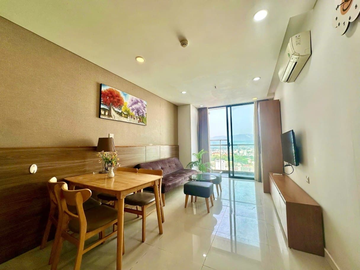 For rent: 1-bedroom apartment — 4