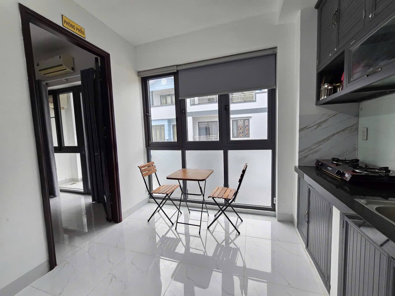 1 BR Apt — 2