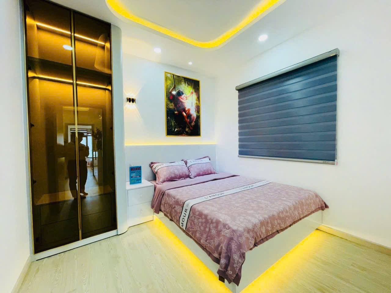 2 BR Apt — 5