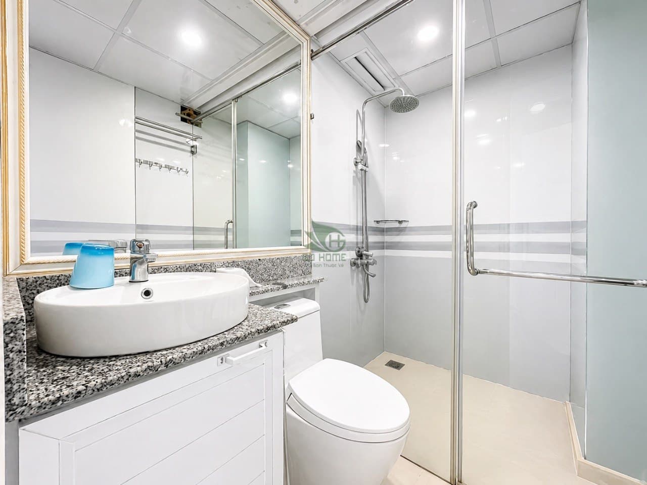 1 BR Apt — 4