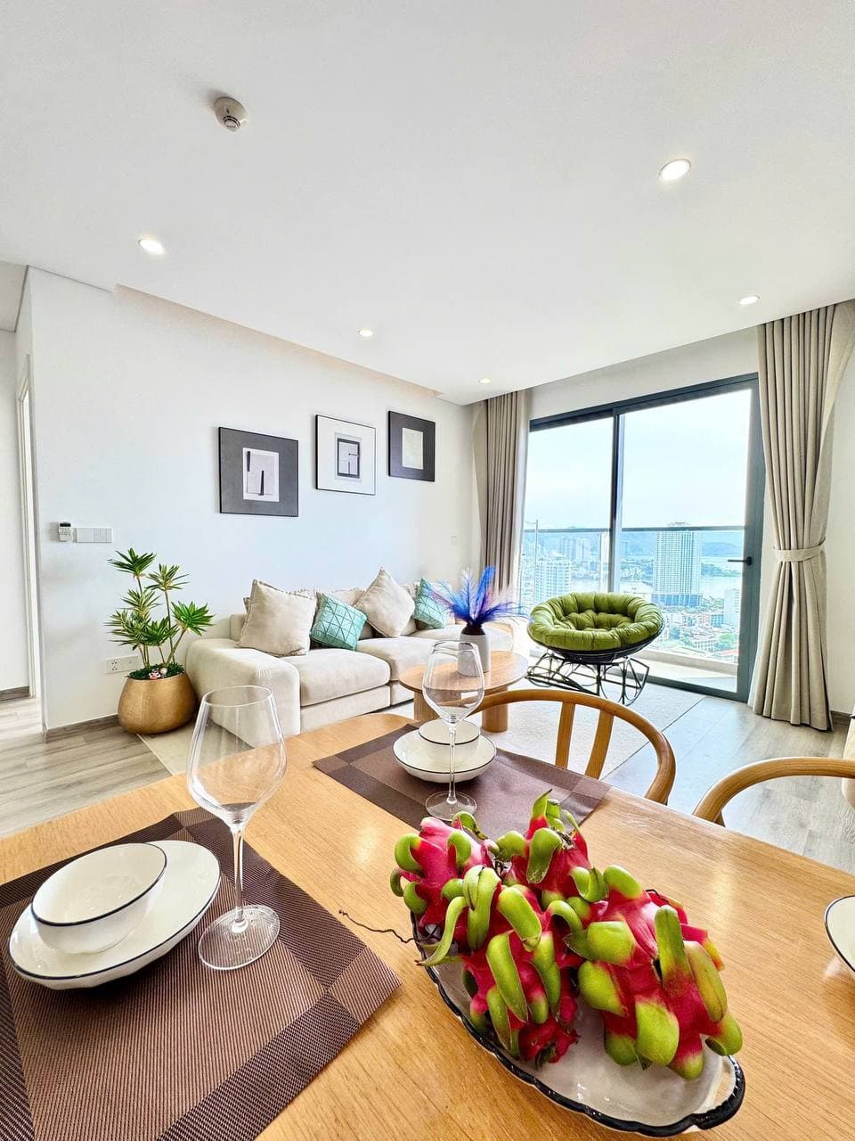 2 BR Apt