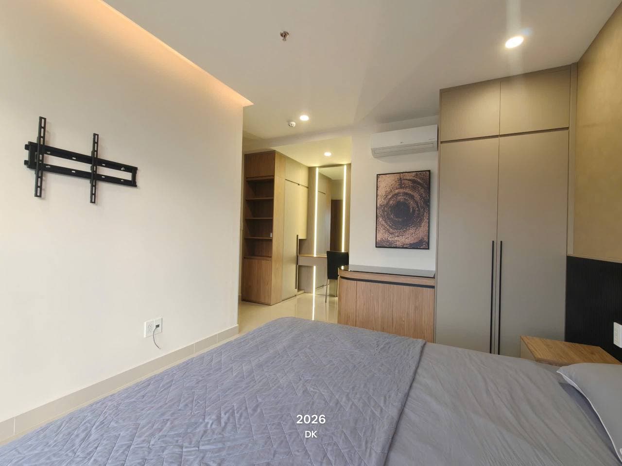 2 BR Apt — 3