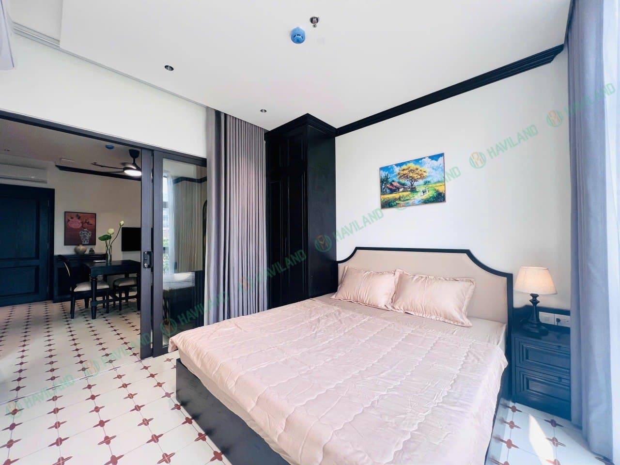 2 BR Apt — 4