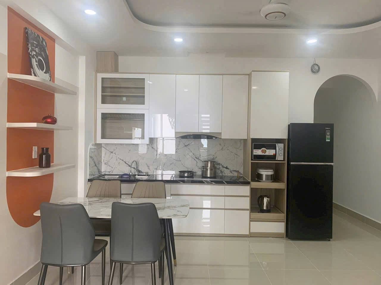 2 BR Apt — 2