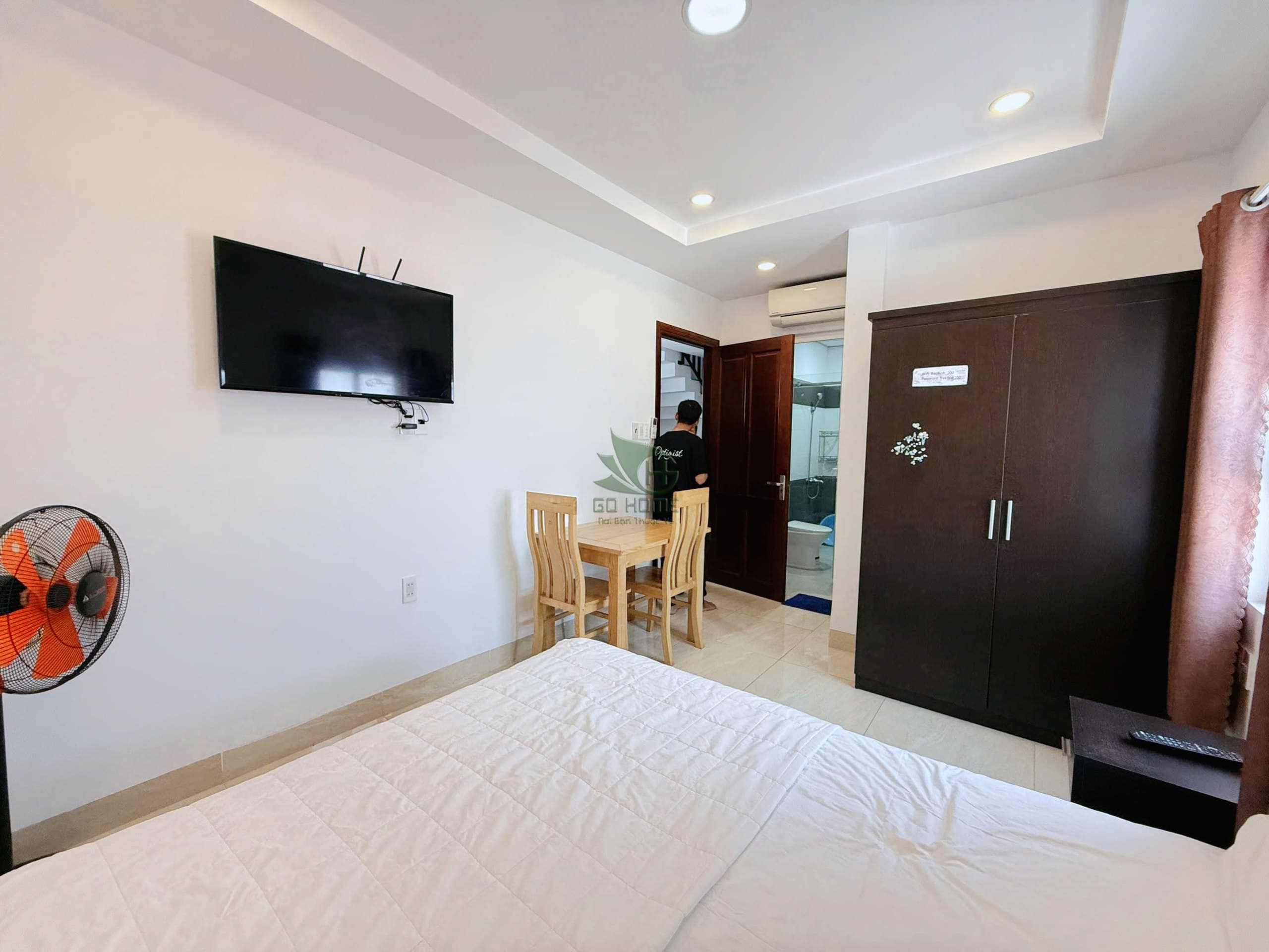 For rent: 1-room apartment — 2