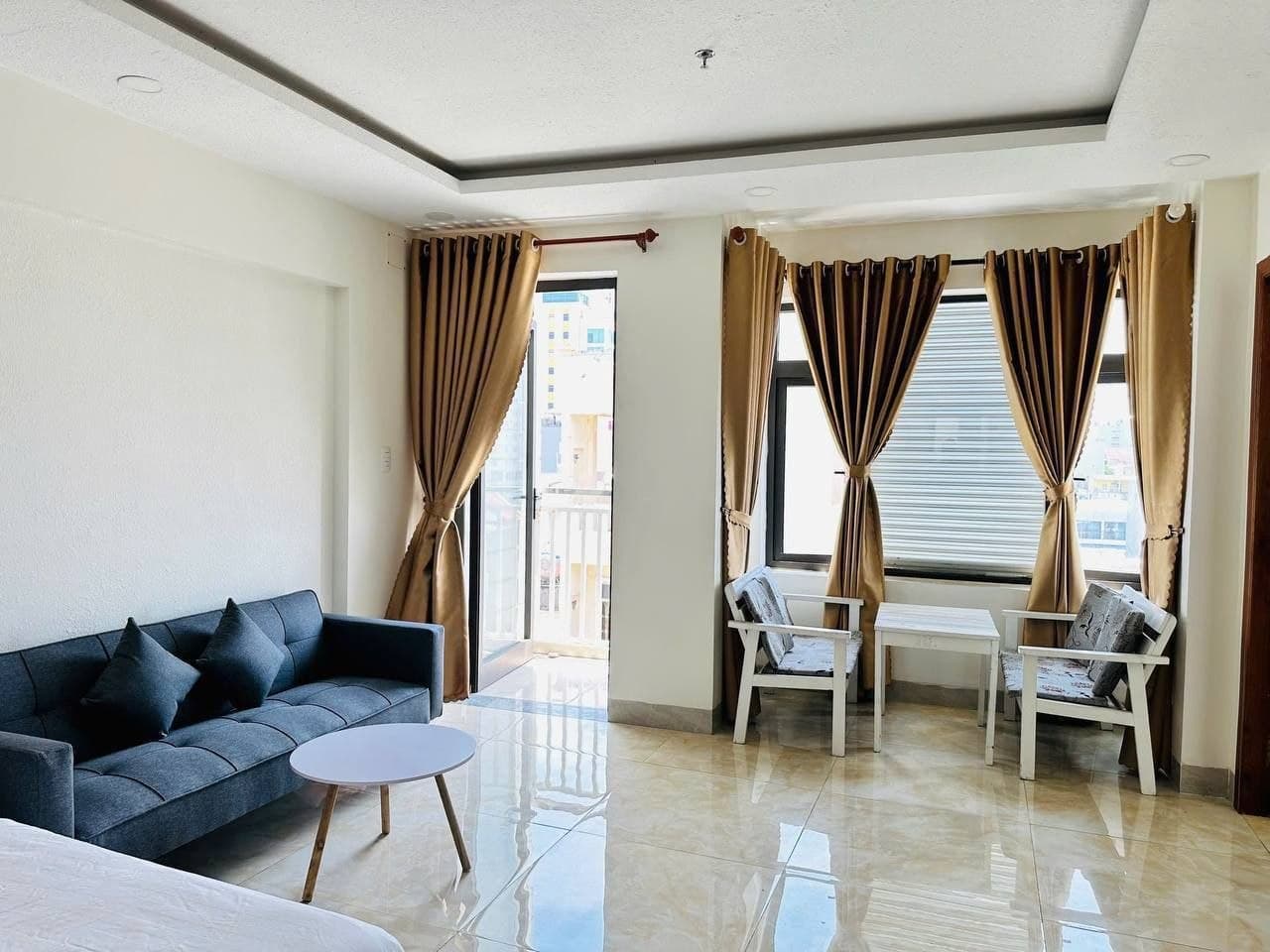 1 BR Apt — 2