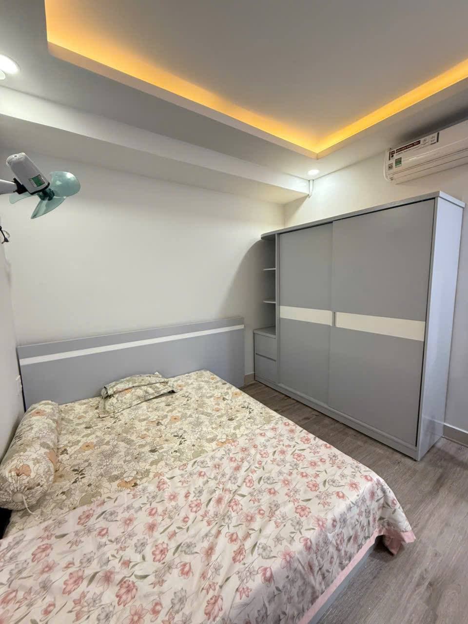 3 BR Apt — 5