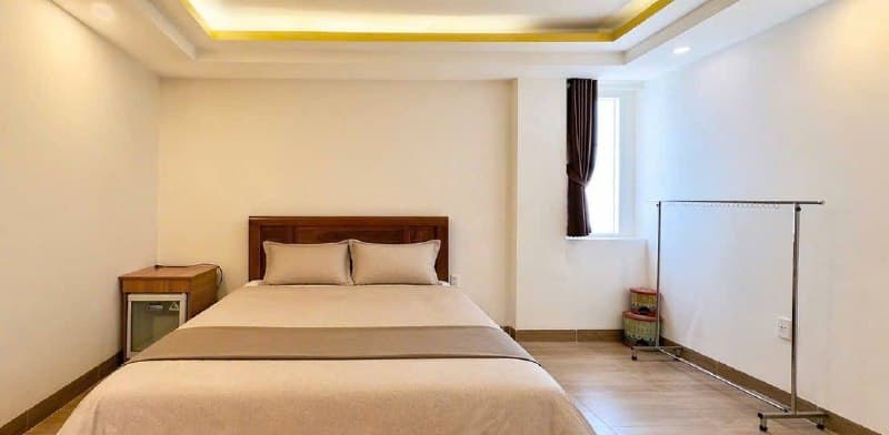 For rent: 2-room apartment — 4