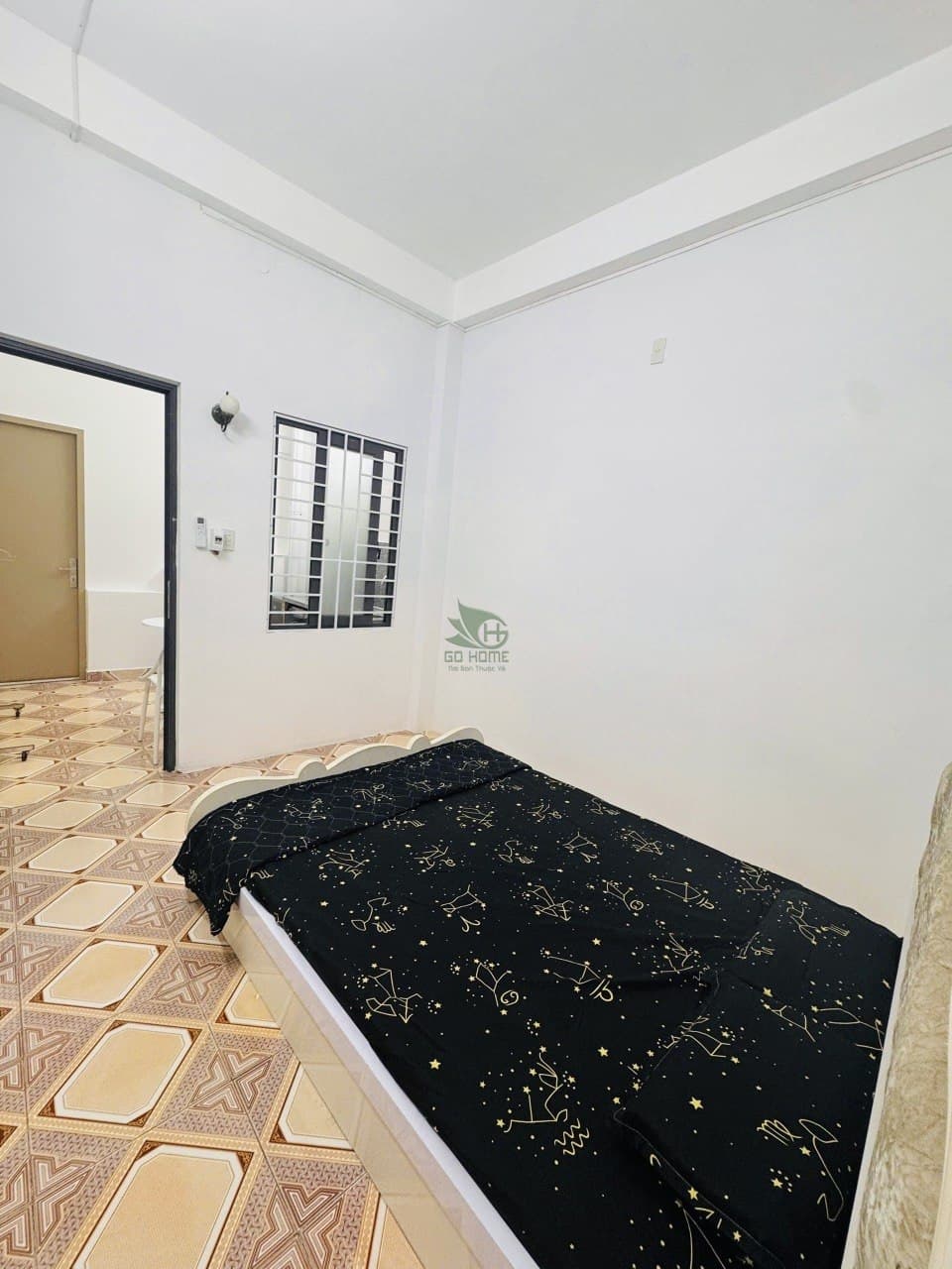 1 BR Apt — 2