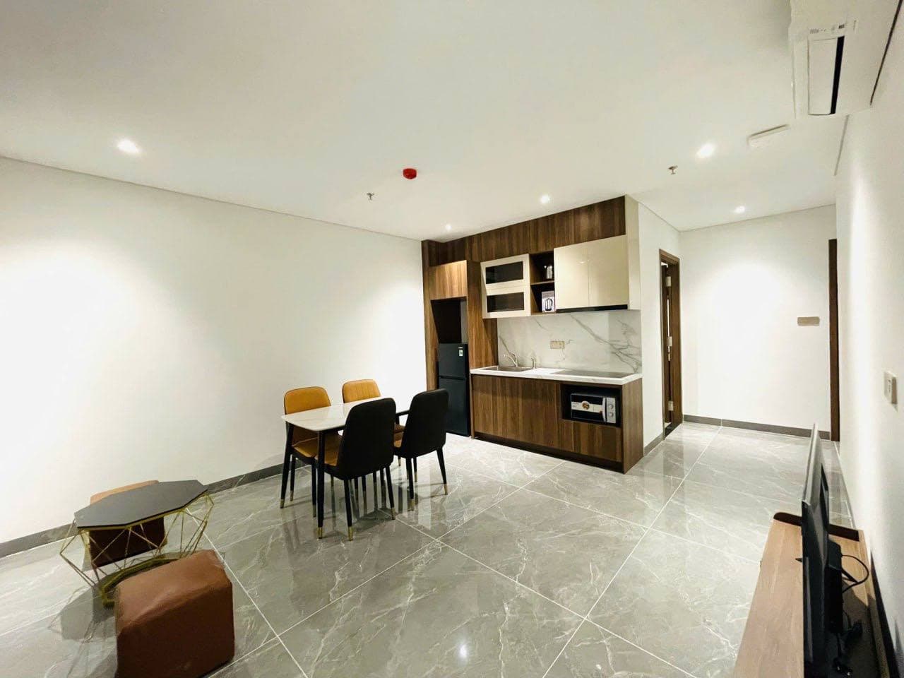 2 BR Apt — 2