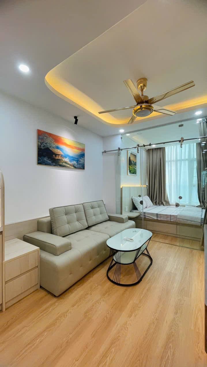 1 BR Apt — 2