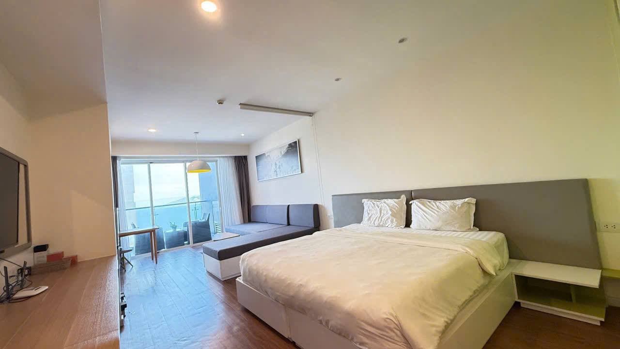 Studio for rent — 2