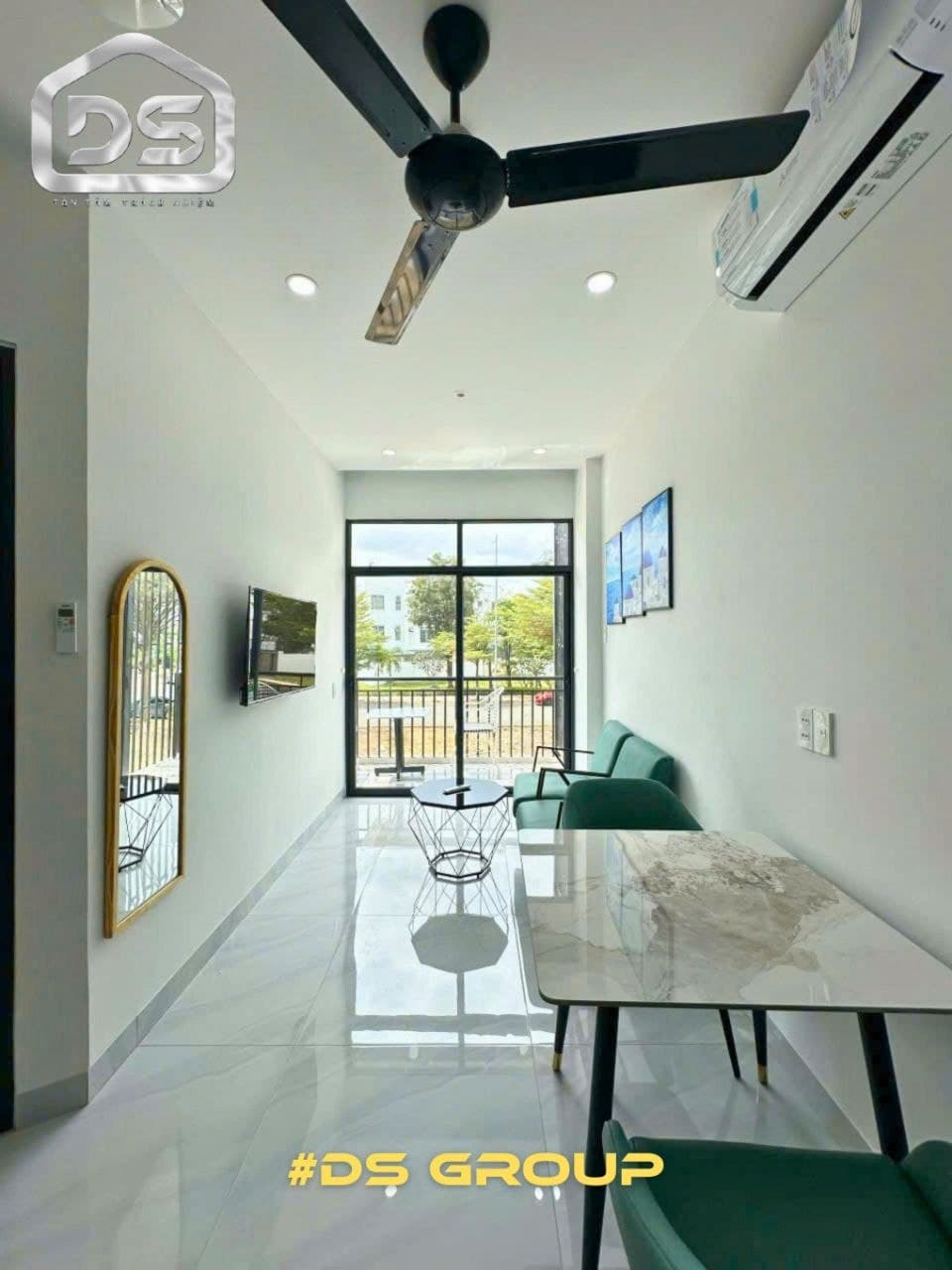 For rent: 1-bedroom apartment — 5