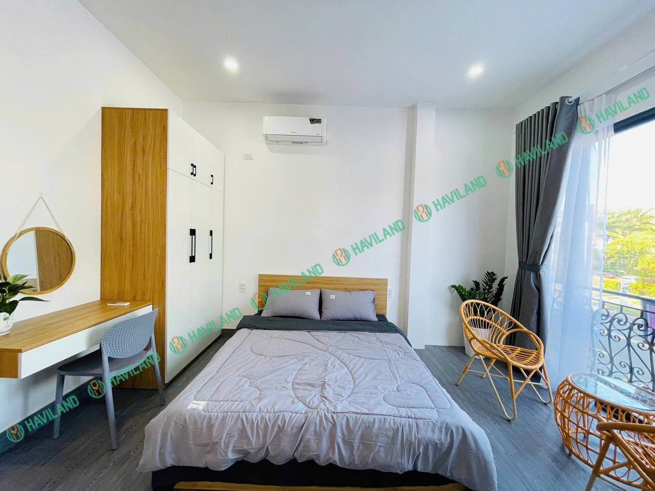 1 BR Apt — 4