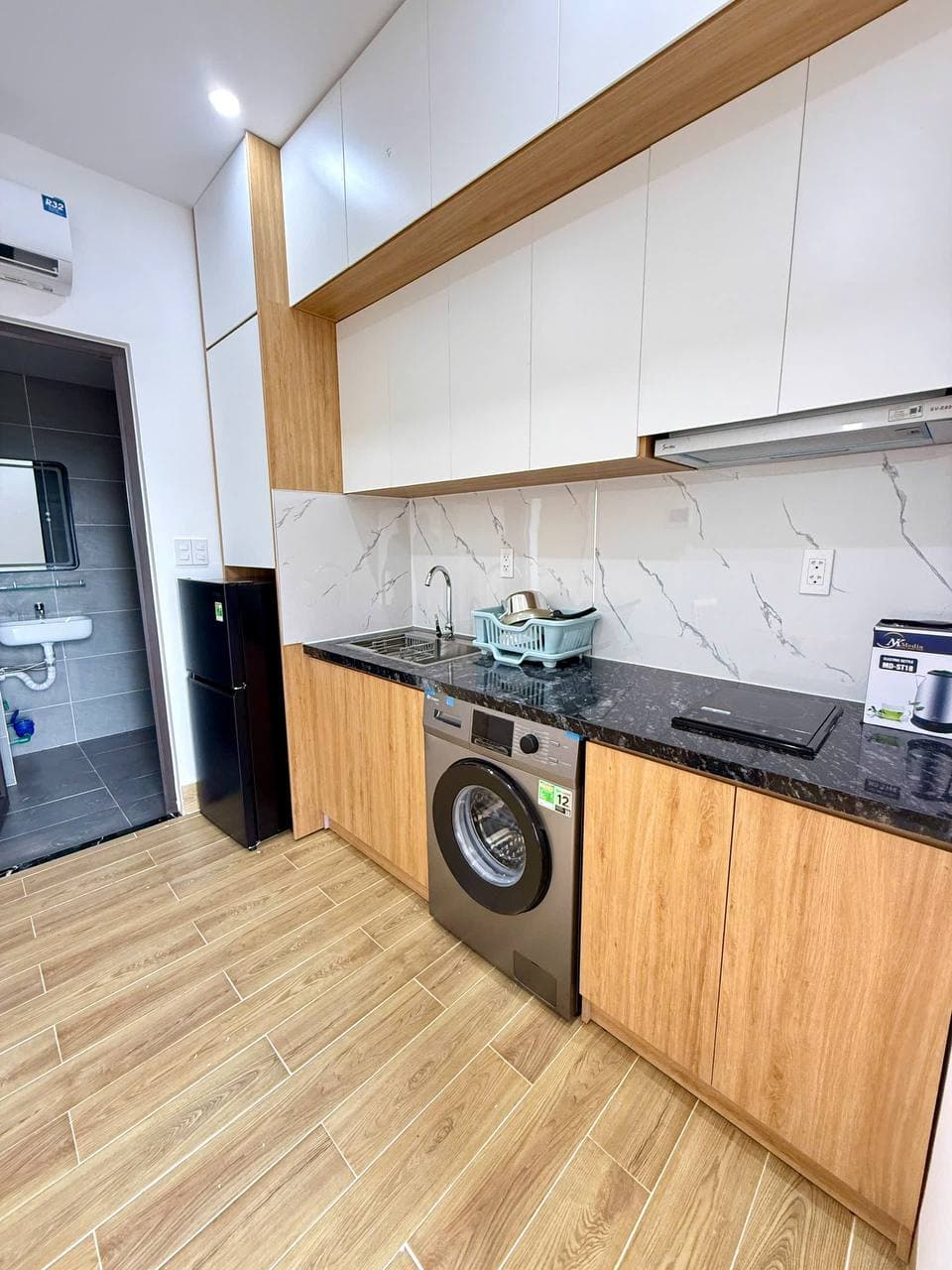 1 BR Apt — 4