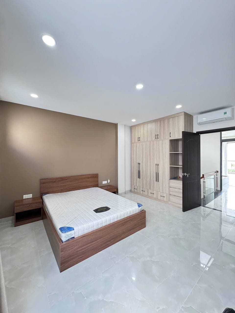 House for rent — 4