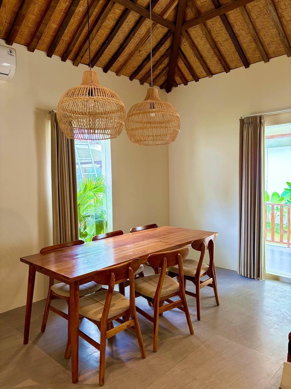 For rent, 2-room apartment — 2