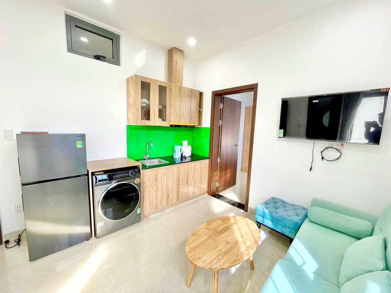 For rent: 1-bedroom apartment — 2