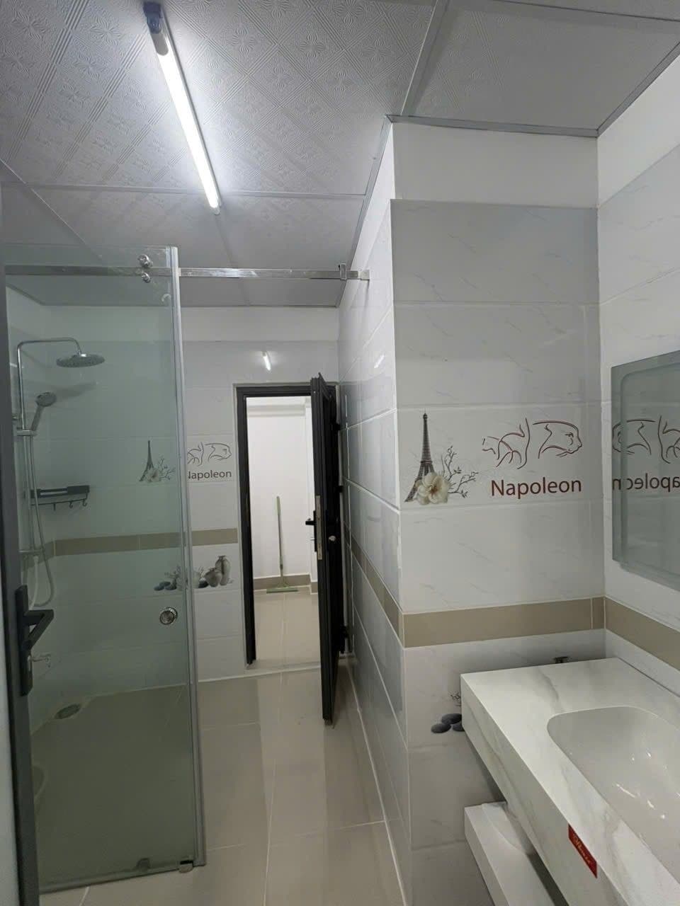 For rent: 3-room apartment