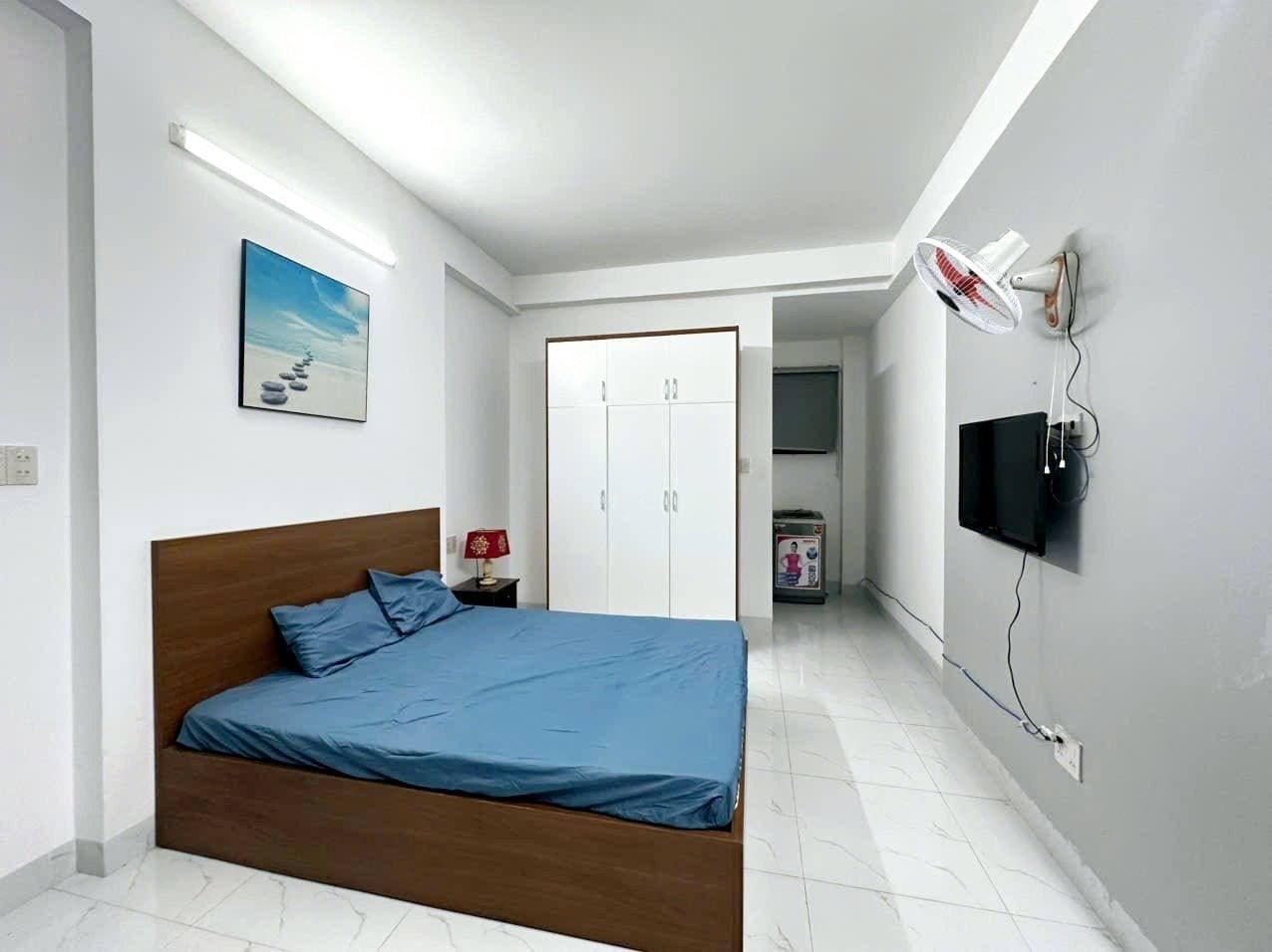 1 BR Apt — 4