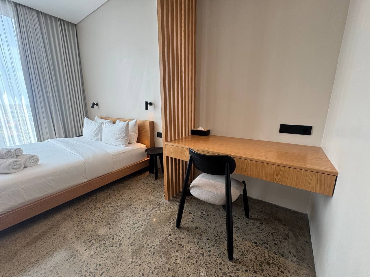 For rent: 1-bedroom apartment — 2