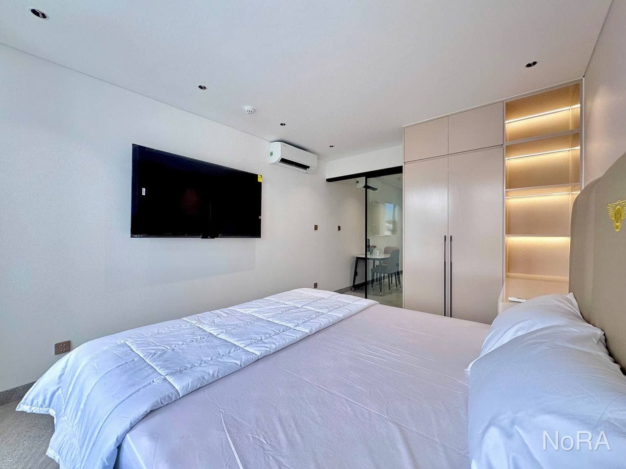 For rent: 1-bedroom apartment — 2