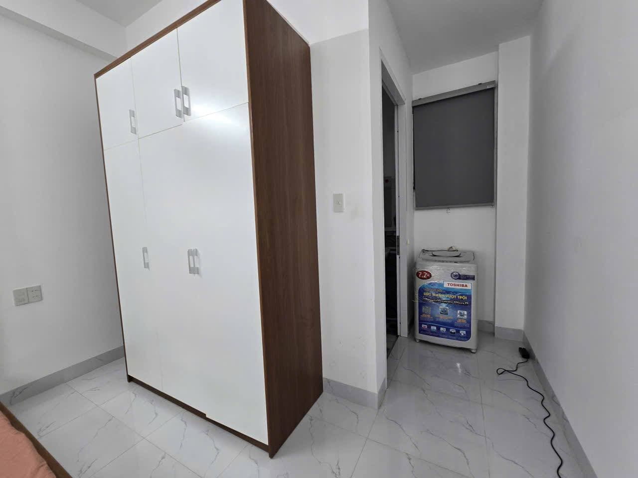 1 BR Apt — 4