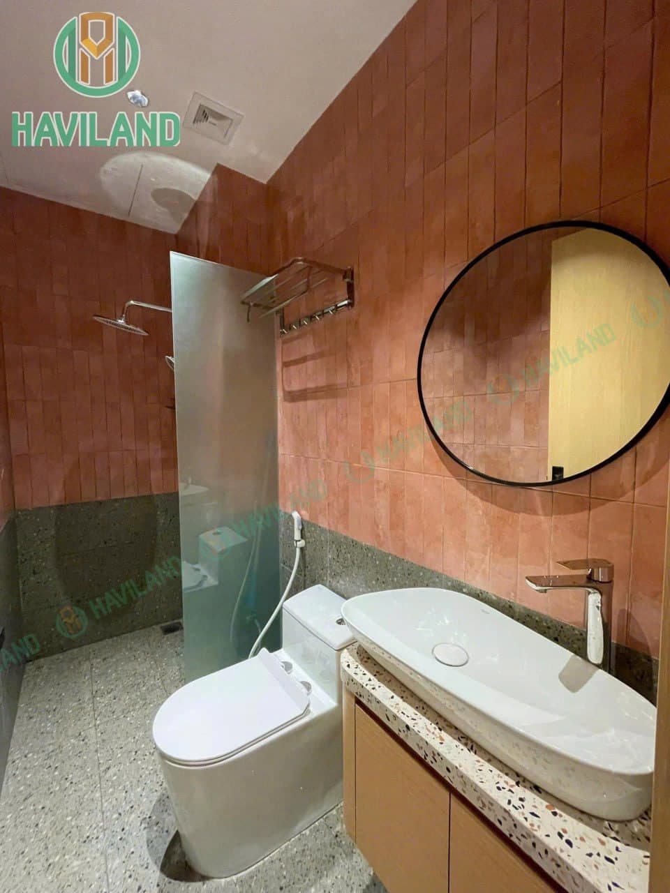 1 BR Apt — 2