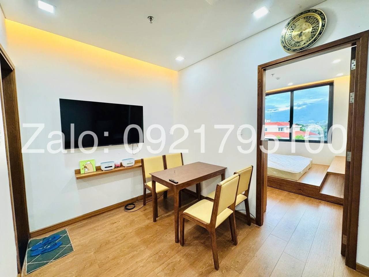 For rent: 1-bedroom apartment — 3