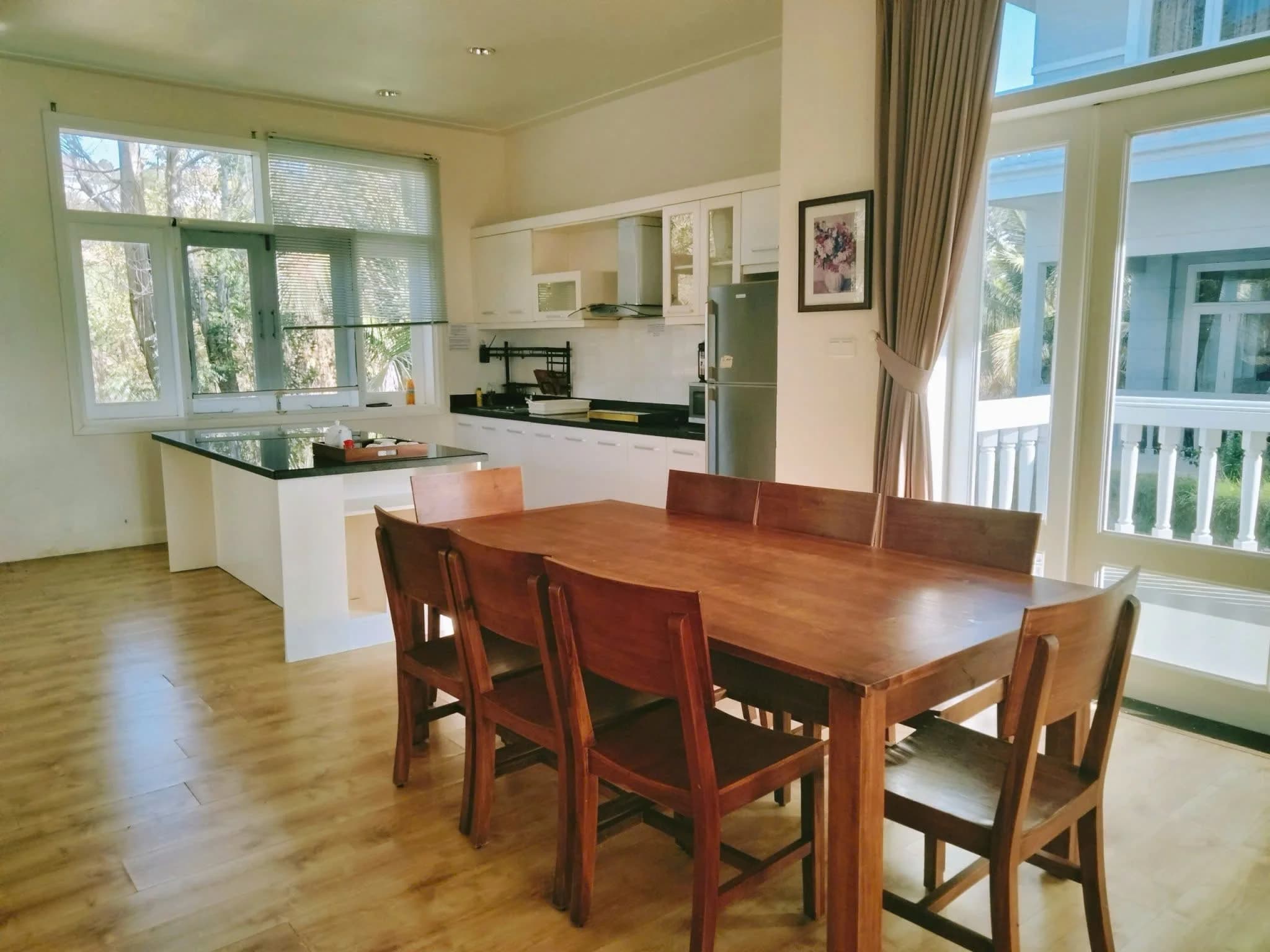 Villa — Ham Tien