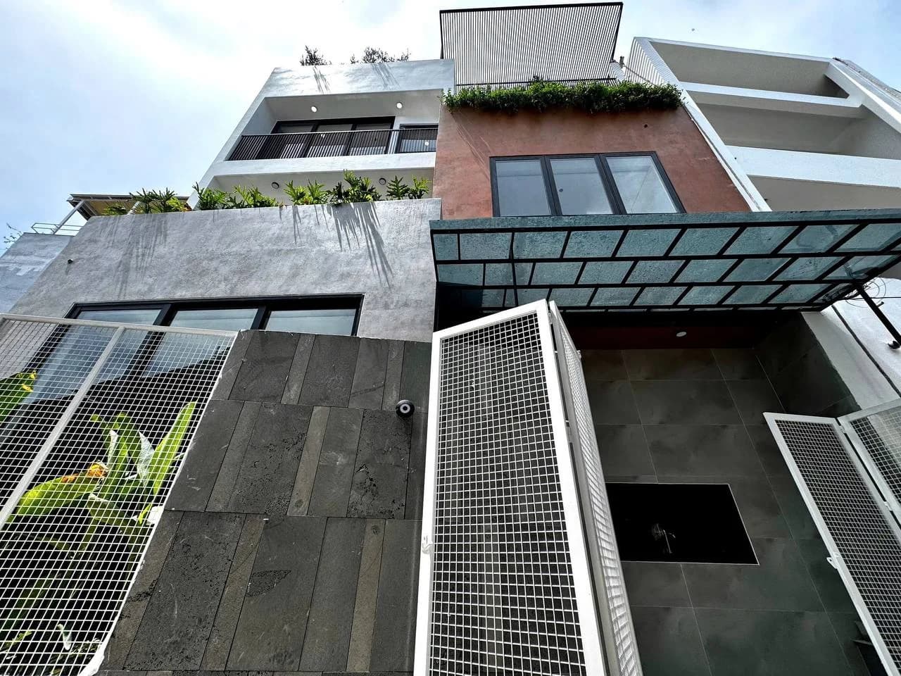 House — Hai Chau