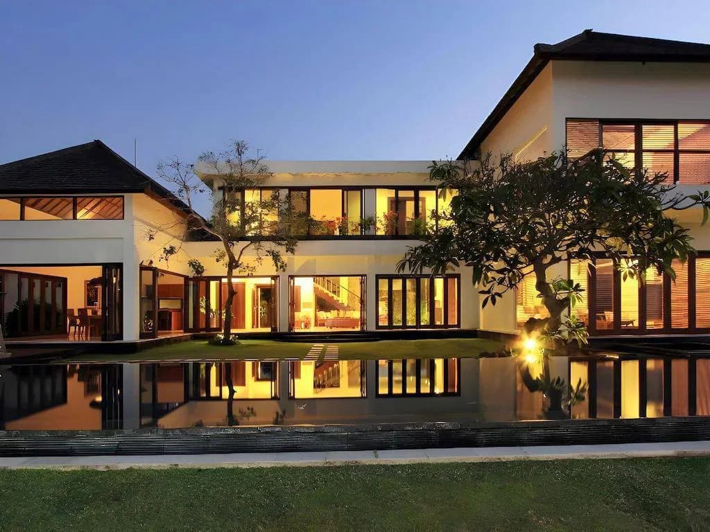 Вилла, 0 m², 1/2 этаж — Uluwatu
