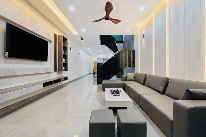 House — Ngu Hanh Son