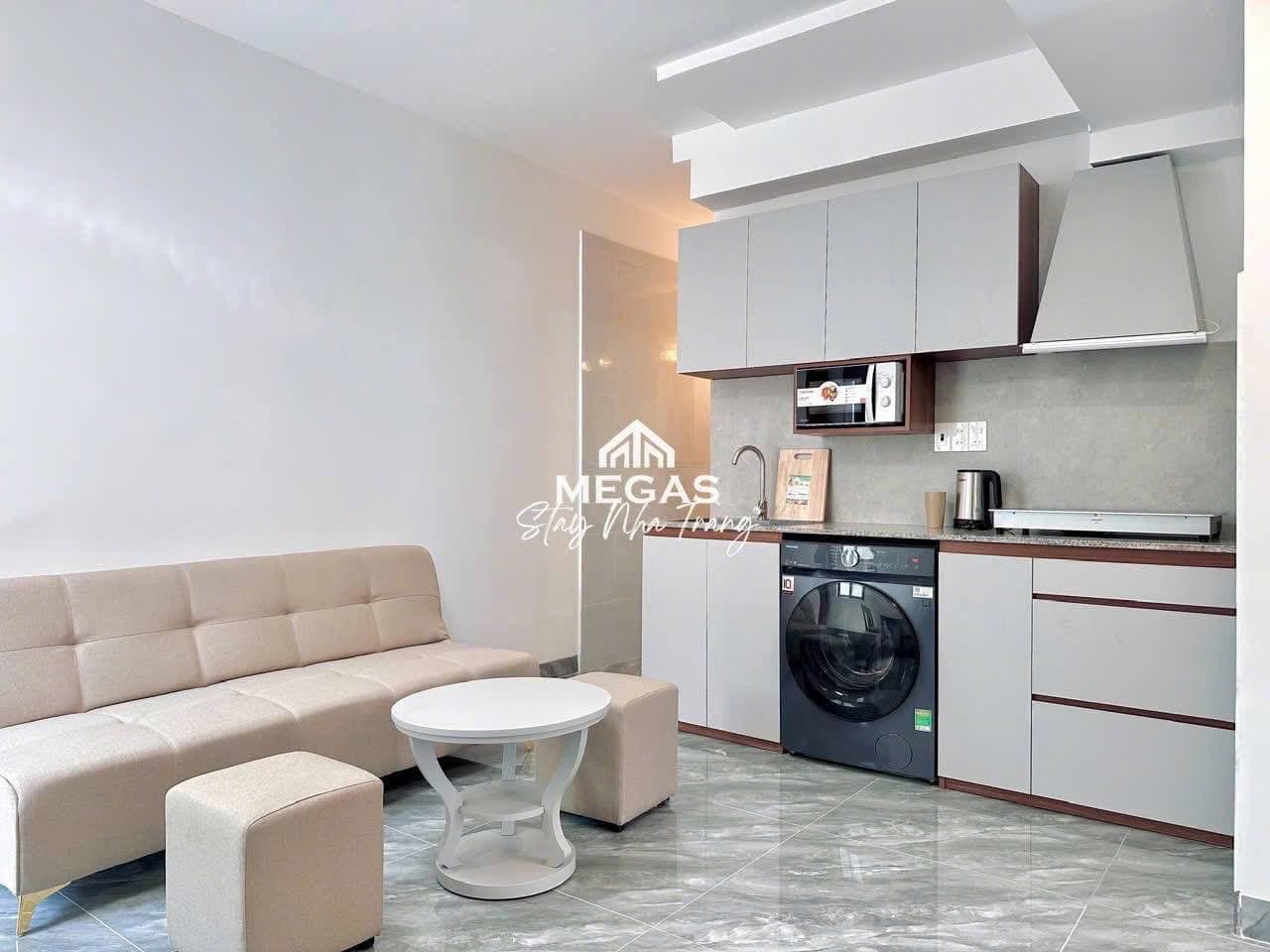 2-комн. кв., 65 m²