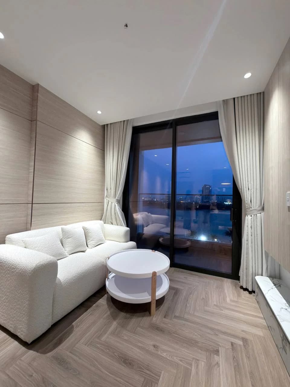 2-комн. кв., 0 m², 24 этаж — Ngu Hanh Son