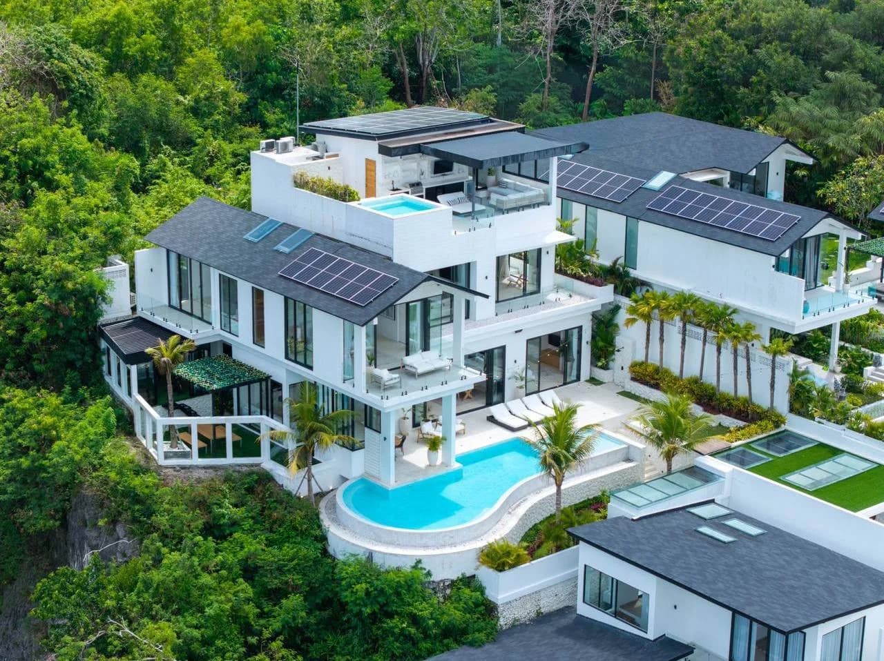 Villa — Улувату