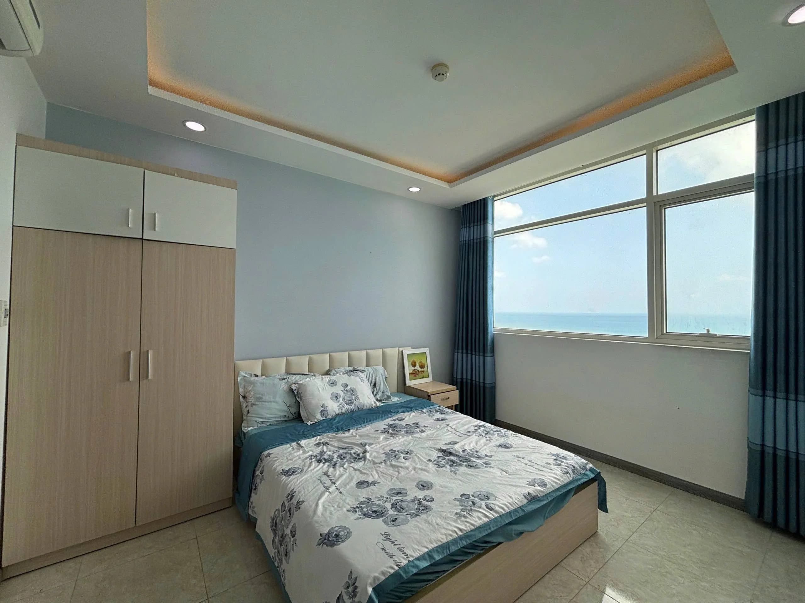 2-комн. кв., 68 m² — Ham Tien