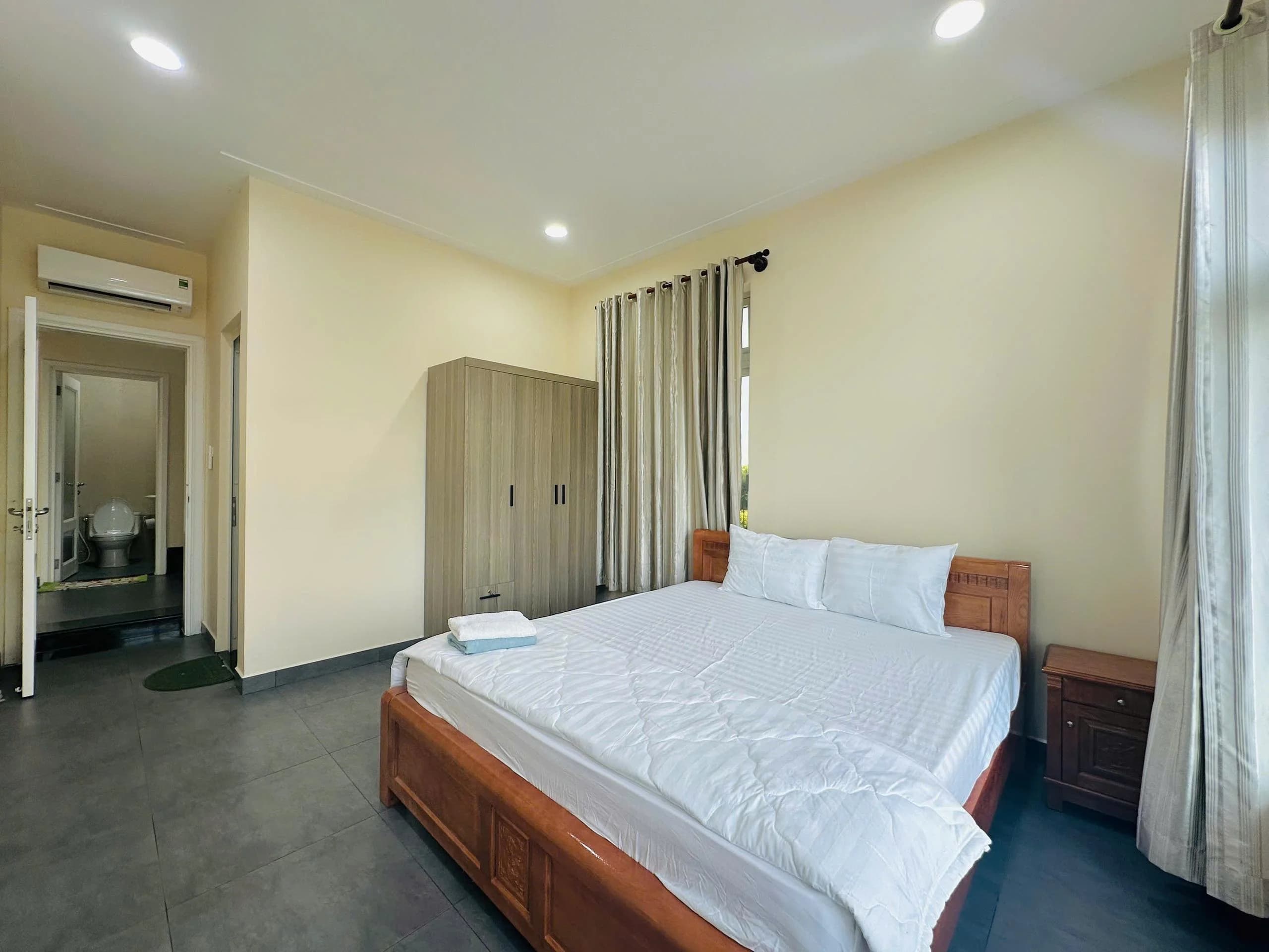 Villa — Ham Tien