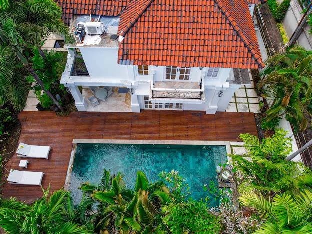 Villa — Семиньяк
